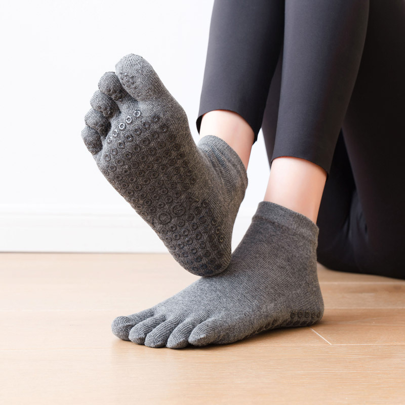 Anti-Slip Women Pilates Socks  - Yoga Mat 评论和价格