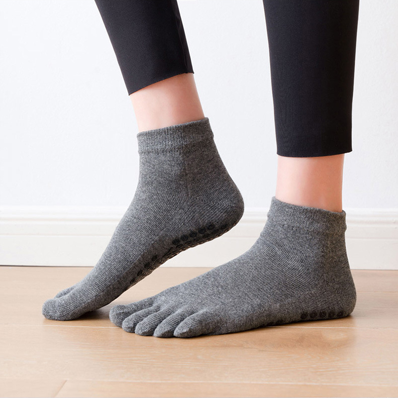 Anti-Slip Women Pilates Socks  - Yoga Mat 评论和价格